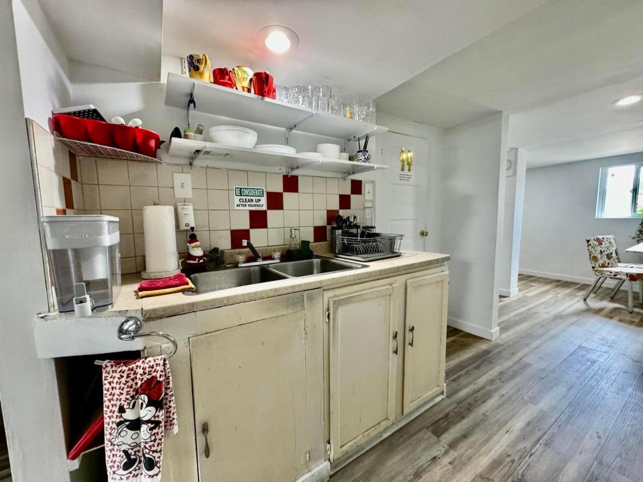 Cozy Private Room With Shared Bathroom On The 1St Floor - Conveniently Located Near Seatac Airport And Downtown ซีแอตเทิล ภายนอก รูปภาพ