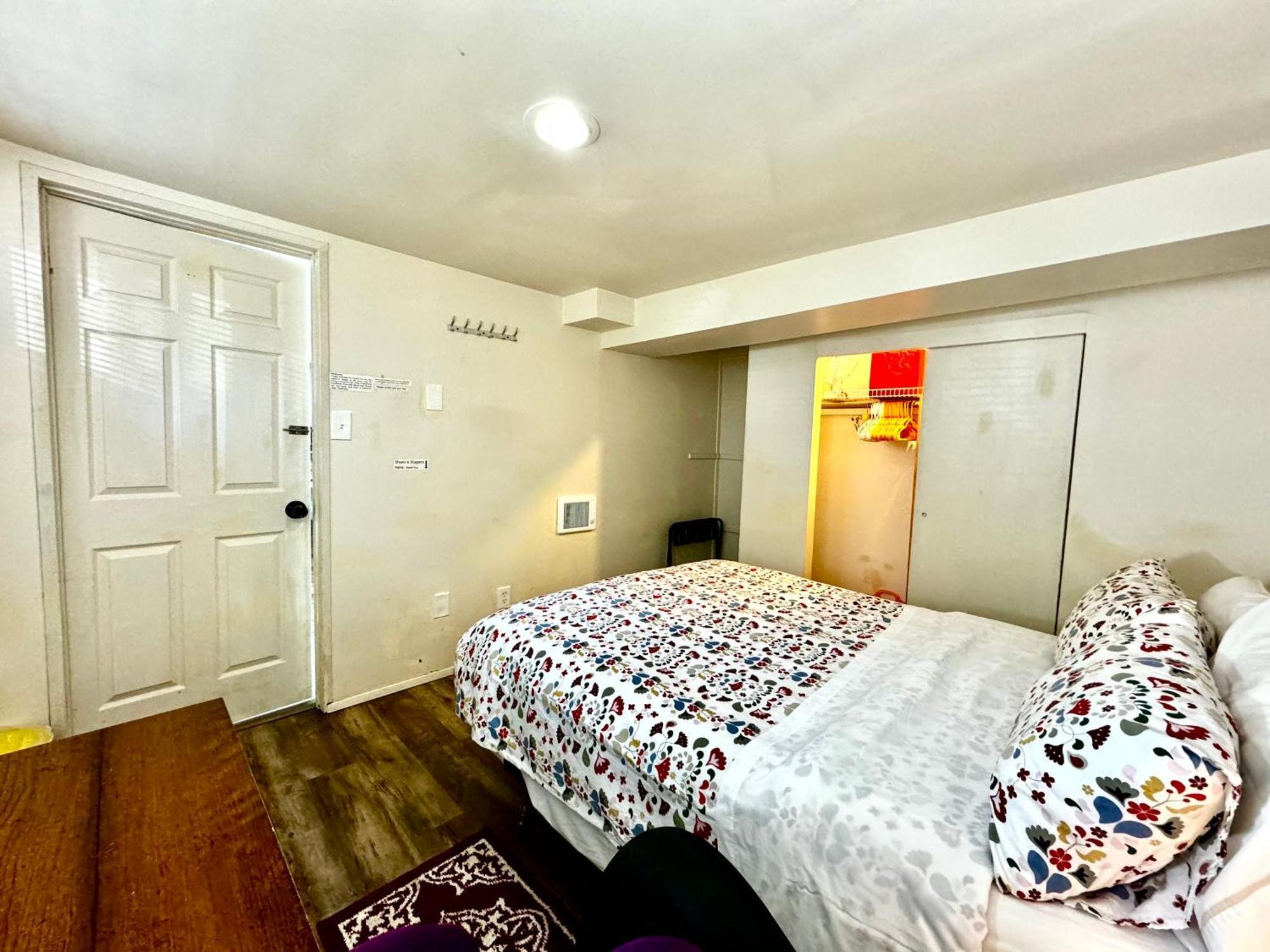 Cozy Private Room With Shared Bathroom On The 1St Floor - Conveniently Located Near Seatac Airport And Downtown ซีแอตเทิล ภายนอก รูปภาพ